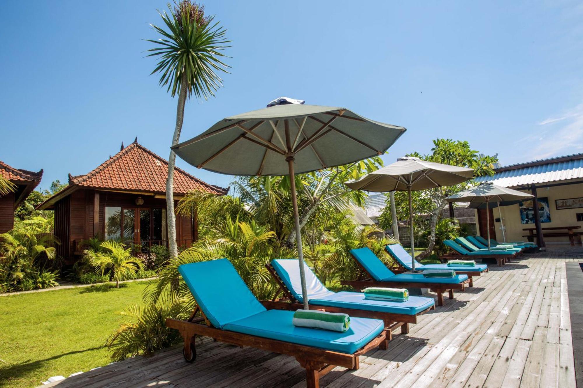 D'Muncuk Huts Lembongan Hotel Exterior photo